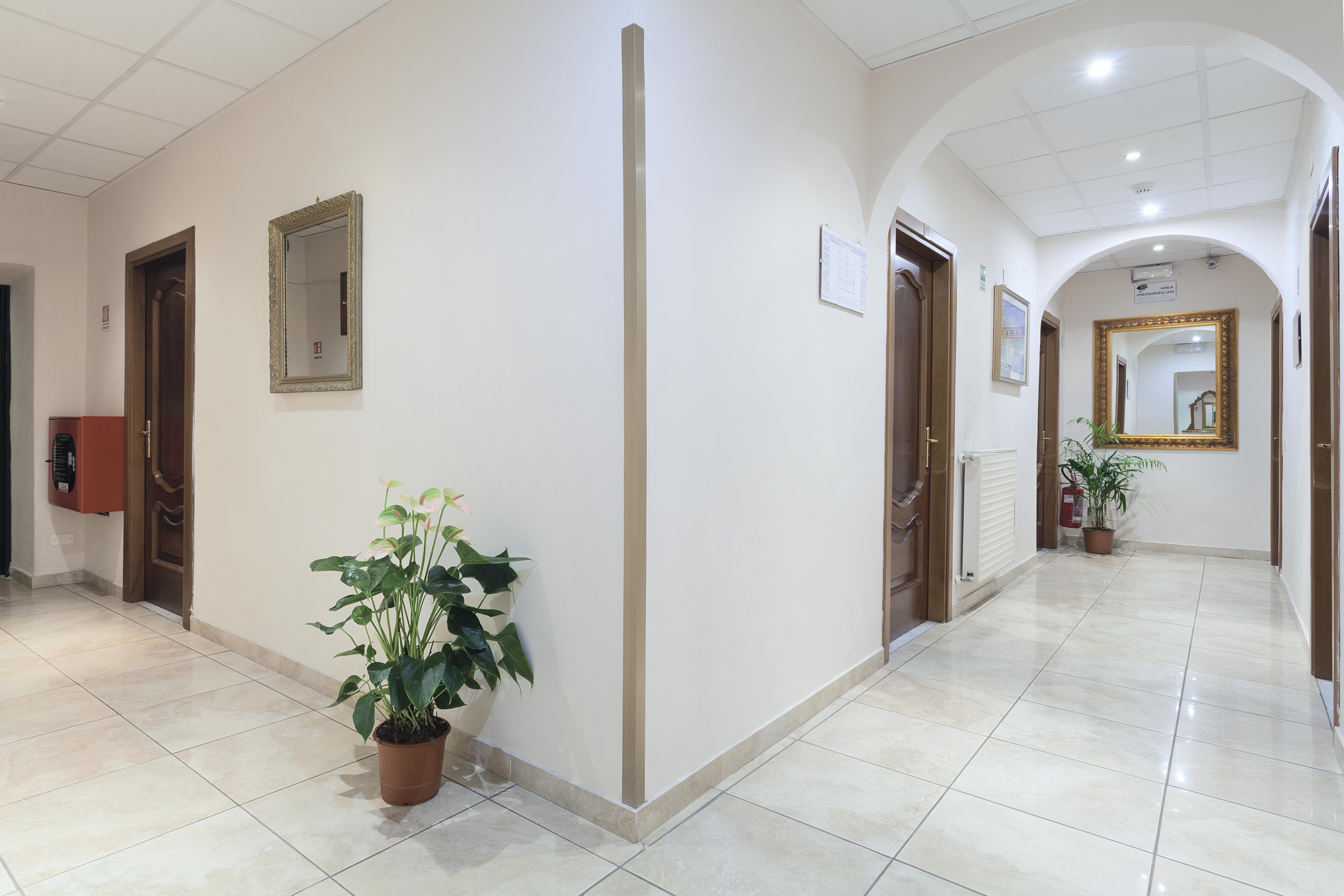 Hotel Oriente Roma Ngoại thất bức ảnh