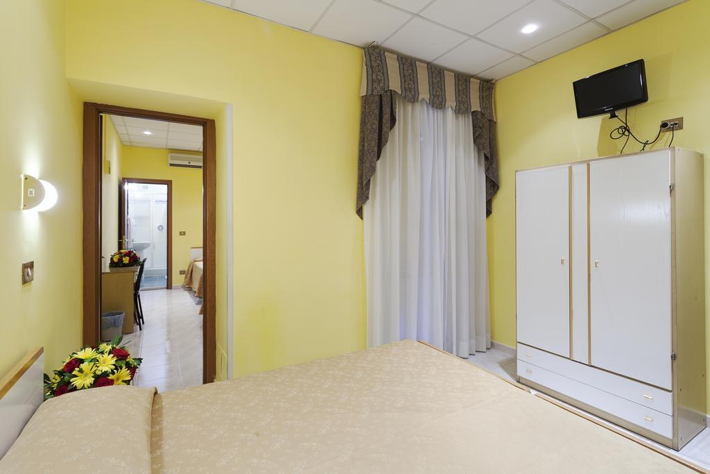Hotel Oriente Roma Phòng bức ảnh