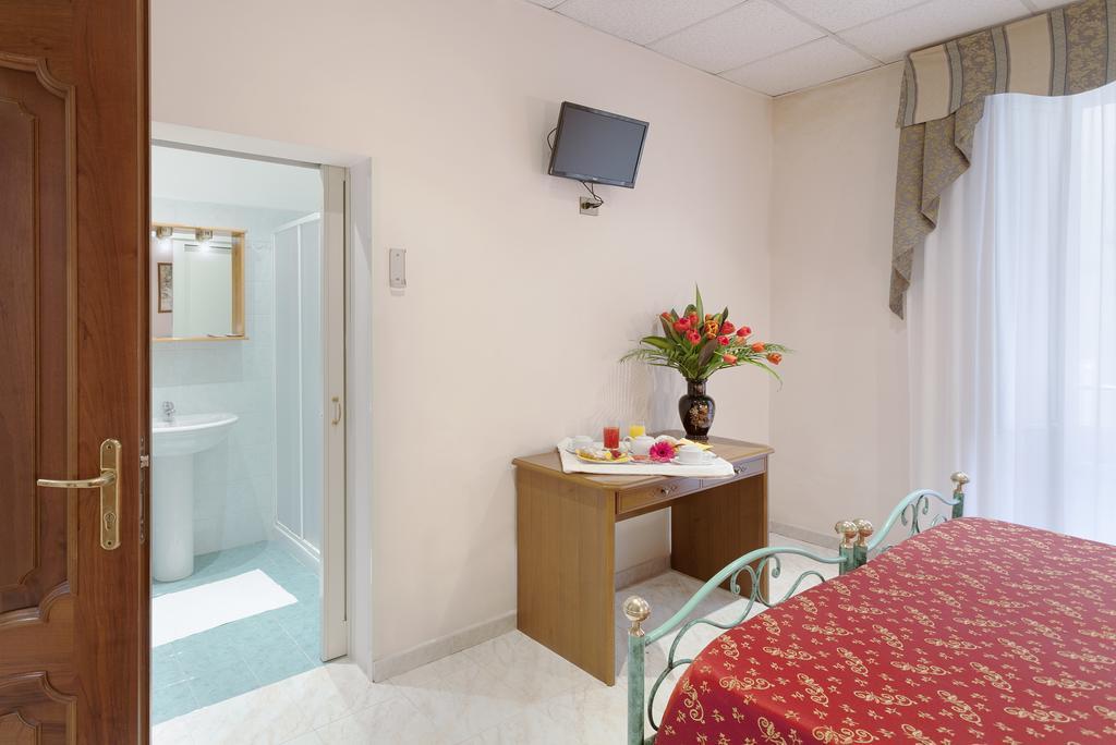 Hotel Oriente Roma Phòng bức ảnh