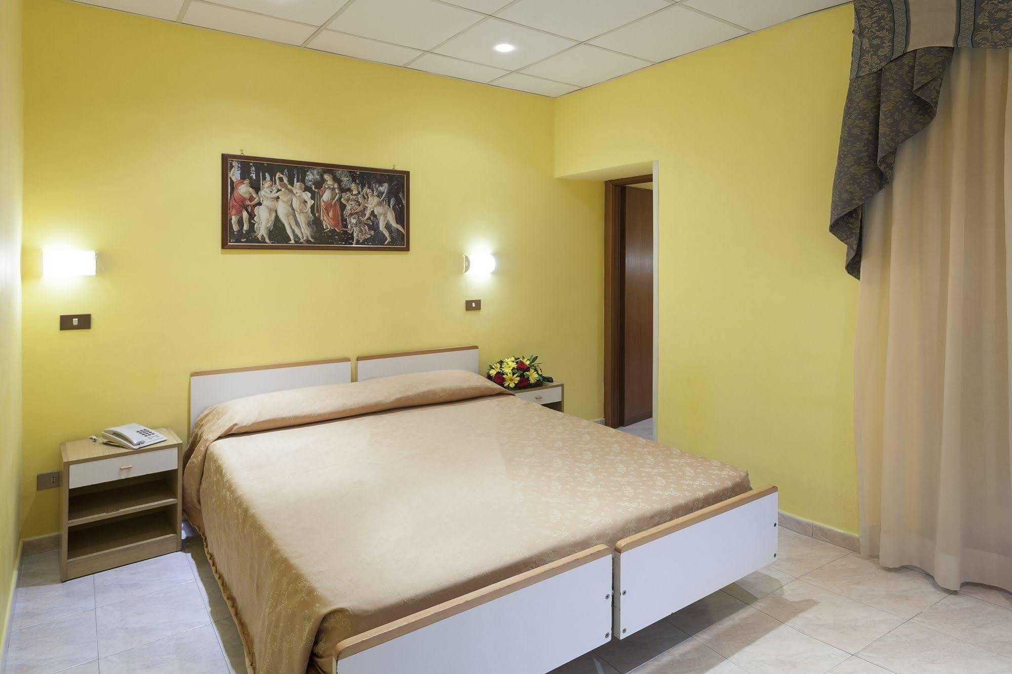 Hotel Oriente Roma Ngoại thất bức ảnh